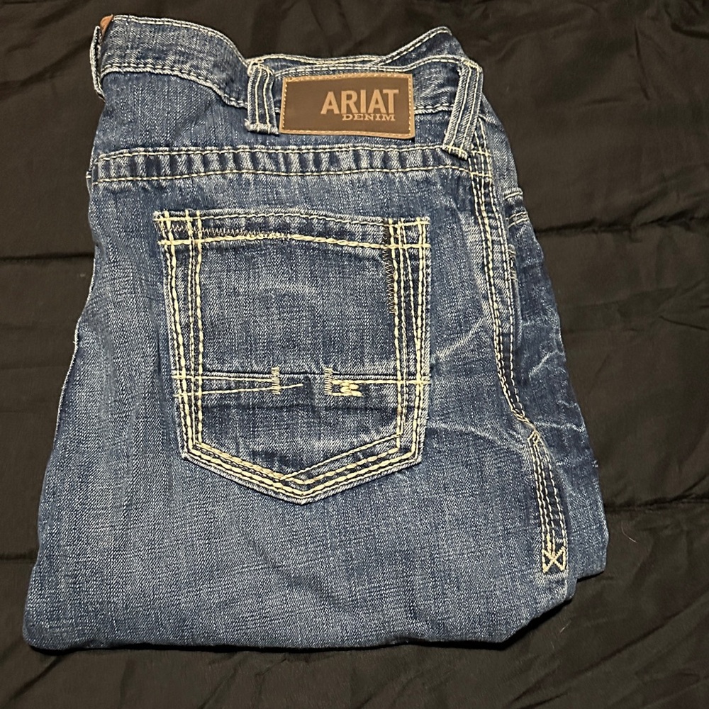 Ariat Men's Relaxed Fit Blue Jeans